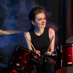 Beginner Drum Lessons: It's Never Too Late to Start 1 Beginner Drum Lessons